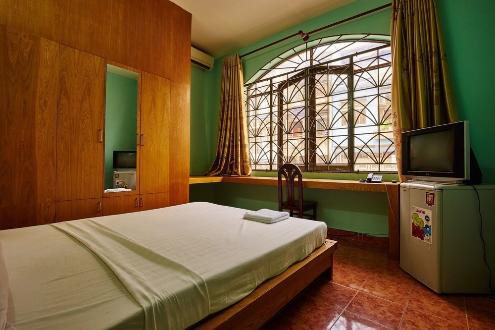 Ha Vy Hotel Hô Chi Minh-Ville Extérieur photo