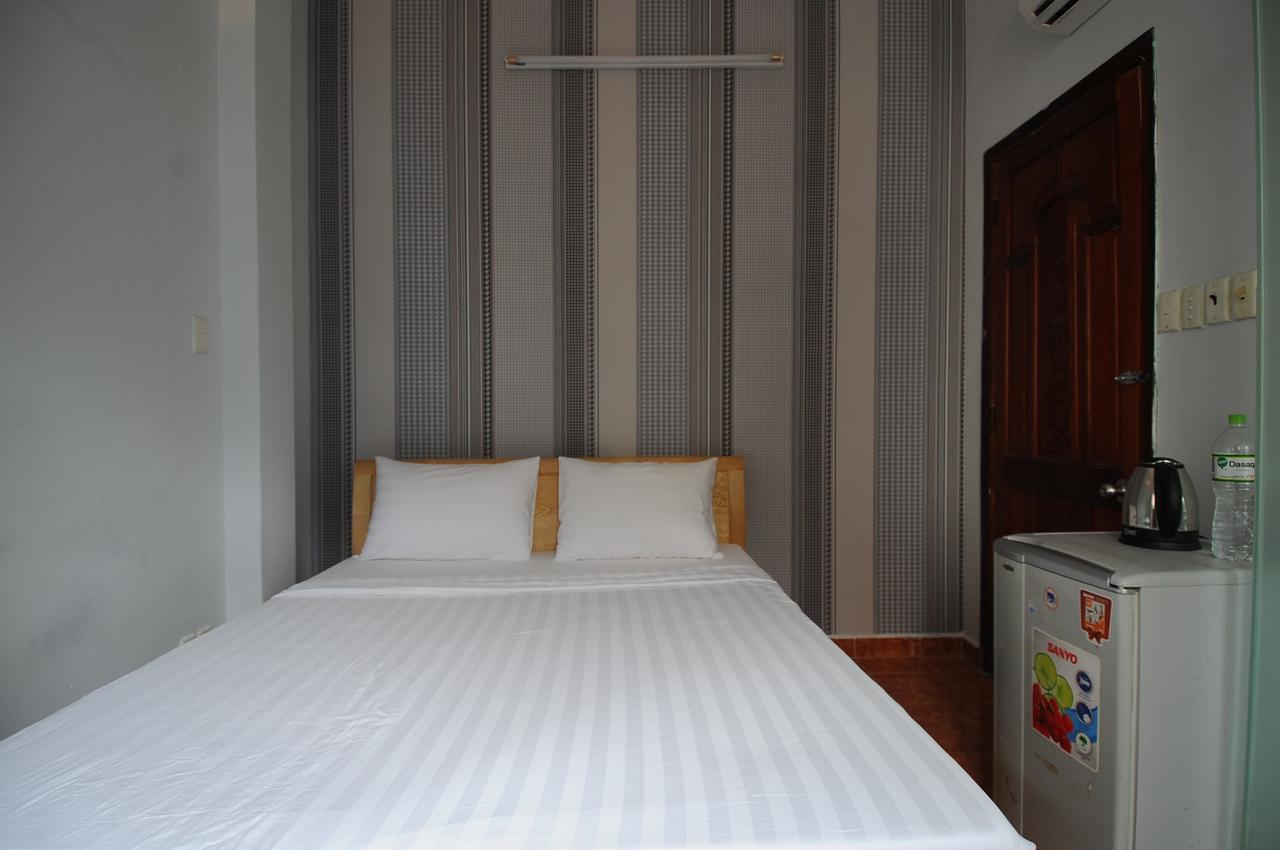 Ha Vy Hotel Hô Chi Minh-Ville Extérieur photo
