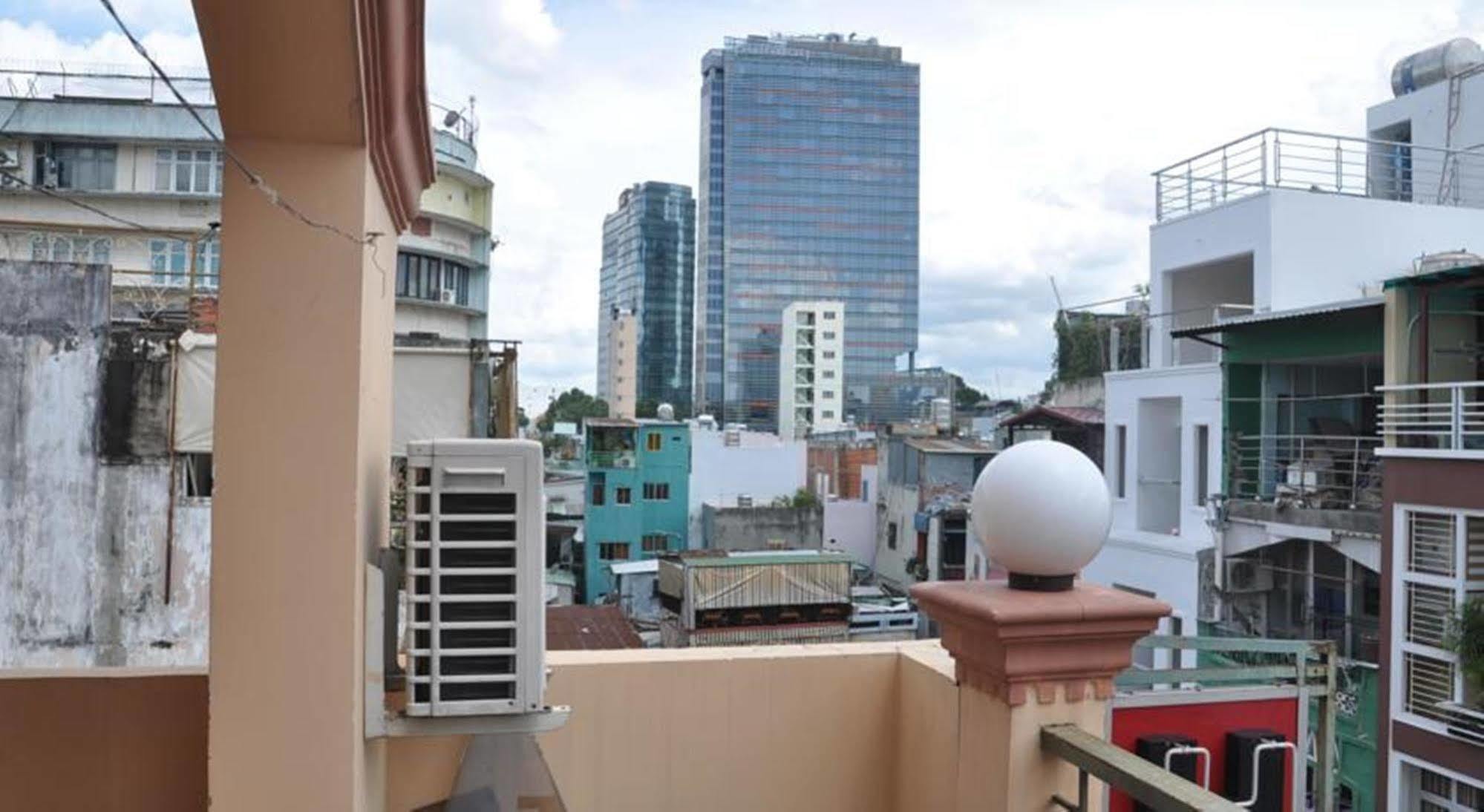 Ha Vy Hotel Hô Chi Minh-Ville Extérieur photo