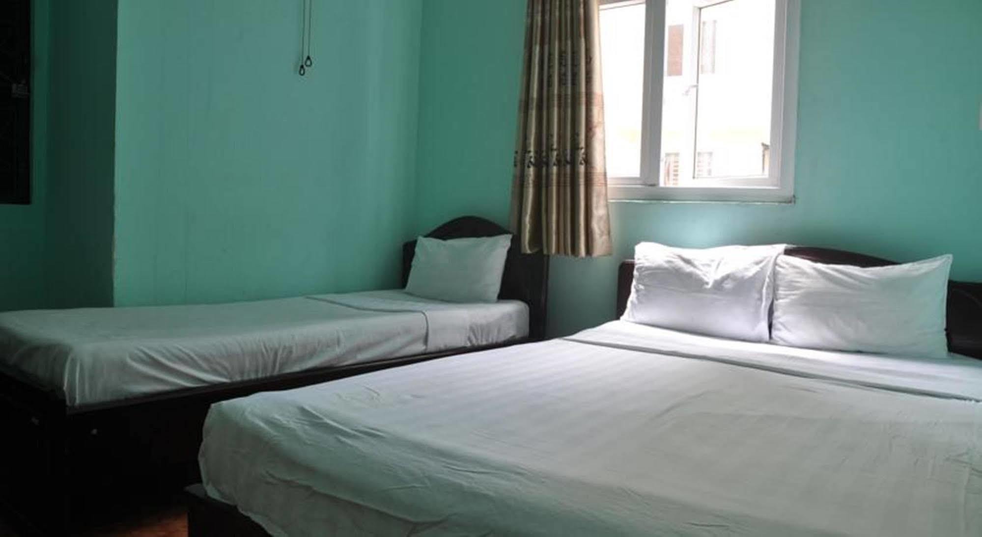 Ha Vy Hotel Hô Chi Minh-Ville Extérieur photo