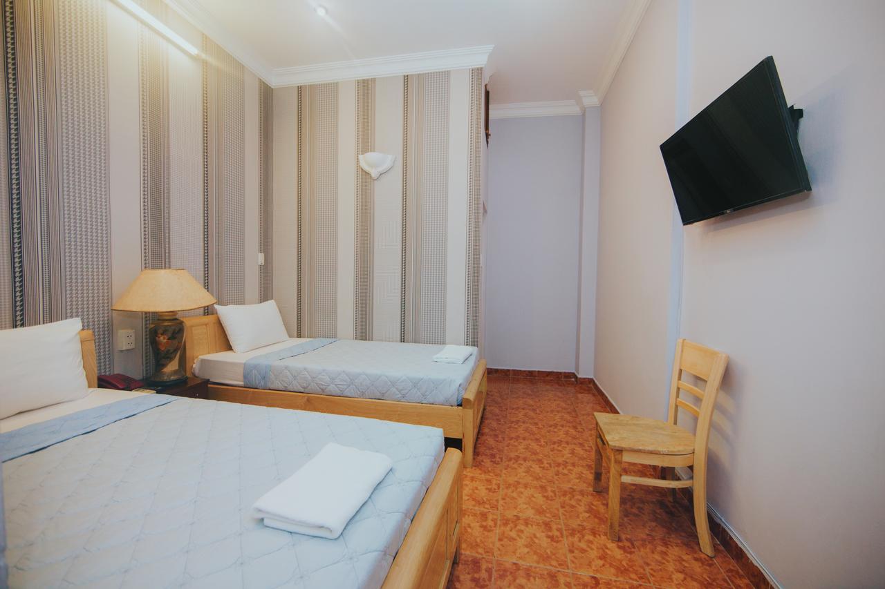 Ha Vy Hotel Hô Chi Minh-Ville Extérieur photo