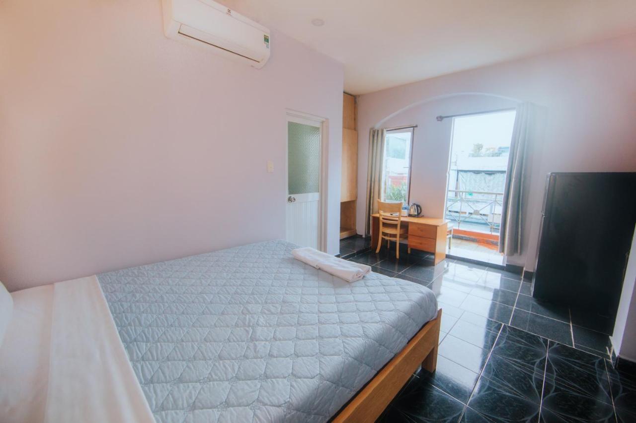 Ha Vy Hotel Hô Chi Minh-Ville Extérieur photo